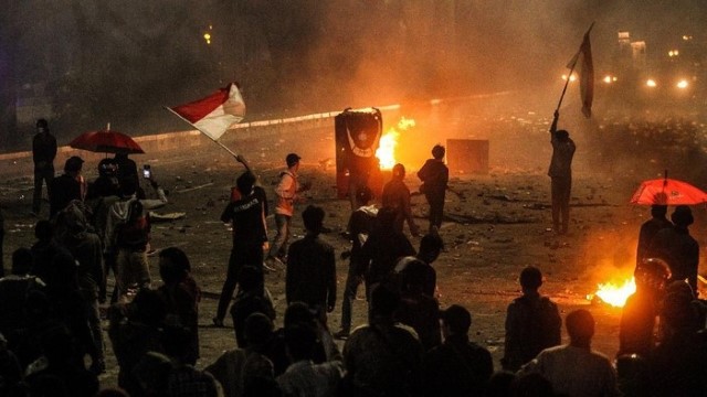 JANGGAL! Aktivis Ungkap Keanehan di Balik Kematian Affan, Duga Adanya Cipta Kondisi Untuk Memicu Kerusuhan