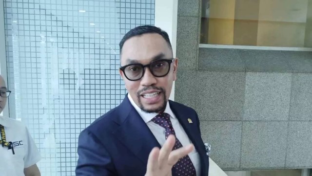 VIRAL! Curhat Ahmad Sahroni di Masa Lalu, Pernah Beli Narkoba Diganti CTM