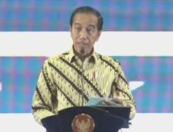 Jokowi Berpotensi Tersangkut Kasus Nadiem Jika Terbukti Beri Perintah yang Langgar Hukum