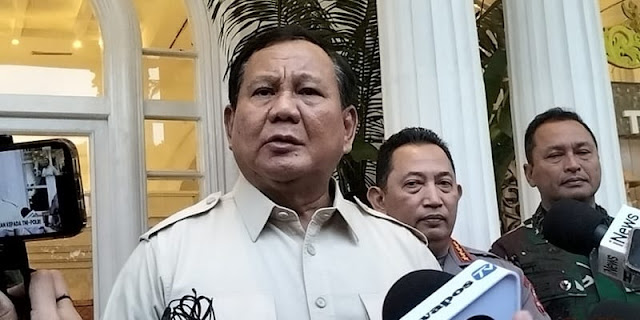 Kabinet di-Reshuffle, Bulan Madu Politik Prabowo-Jokowi Tamat