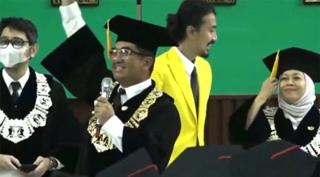 Duduk Perkara Rektor UI Disoraki Zionis di Acara Wisuda, Gegara Undang Tokoh Pro-Israel?