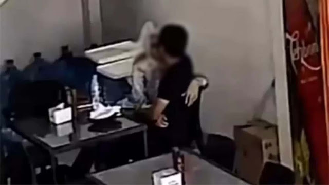 Video Viral! Sejoli Digerebek di Toilet Restoran Ciputat, Aksinya Bikin Geleng Kepala