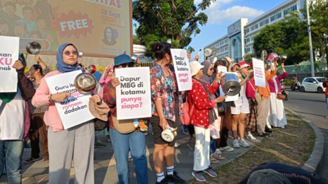 Dentuman Panci di Bundaran UGM, Ibu-Ibu Tuntut Setop Program MBG: Investigasi & Evaluasi Menyeluruh!