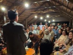 Jokowi Bertemu Elite PSI di Bali, Isyarat Sosok Bapak J?