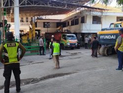 Korban Bangunan Ponpes Al Khozyni yang Ambruk jadi 14 Orang