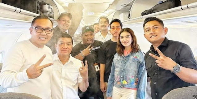 Guntur Romli Unggah Foto Gibran Bareng Silfester Matutina
