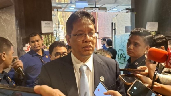 Menkeu Purbaya Kaget, 99% Busana Muslim di Indonesia Ternyata Impor dari China!