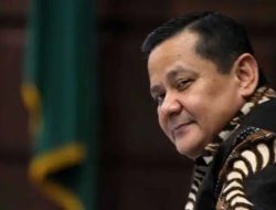 Napoleon Bonaparte Sindir Polri: Tuhannya Ada Dua, Allah dan Kapolri