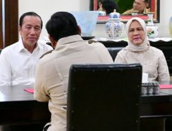 Rocky Gerung: Usul Jokowi Konyol Duetkan Prabowo-Gibran Dua Periode