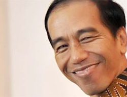 Jokowi Selalu Bikin Sensasi untuk Pertahankan Kekuasaan