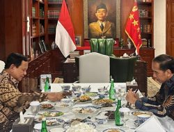 Tak Perlu Baper dengan Pertemuan Jokowi-Prabowo