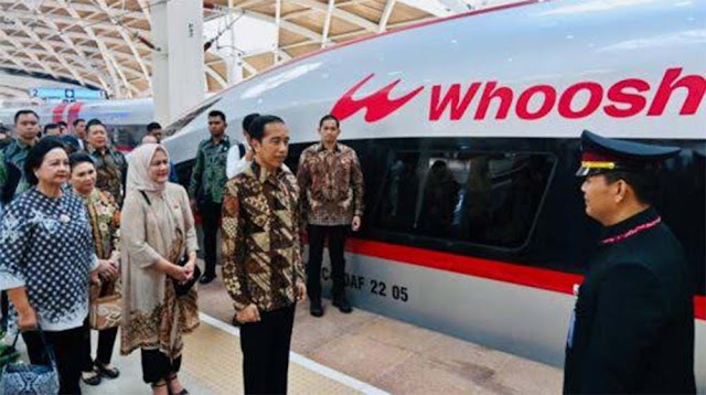 Gegara Whoosh Jokowi, Indonesia Bisa Senasib Sama Uganda