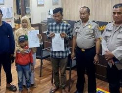 Miris! Satu Keluarga Nekat Jalan Kaki Tanjung Priok-Bandung gegara Kehabisan Uang