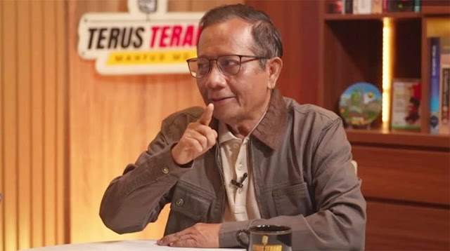 Alarm Mahfud MD: IKN dan Whoosh Warisan Masalah Hukum, Prabowo Didesak Turun Tangan