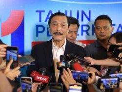 Kereta Cepat Punya Utang Jumbo, Luhut: Tidak Ada Transportasi Publik di Dunia yang Untung
