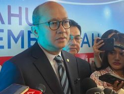 Bos Danantara Siap Evaluasi Whoosh Usai Purbaya Tolak Bayar Utang
