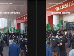 Niat Protes Konten Trans7, Ratusan Santri Malah Demo di Depan Transmart Jember