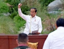 Jokowi Sangat Ngebet Tetap Berkuasa