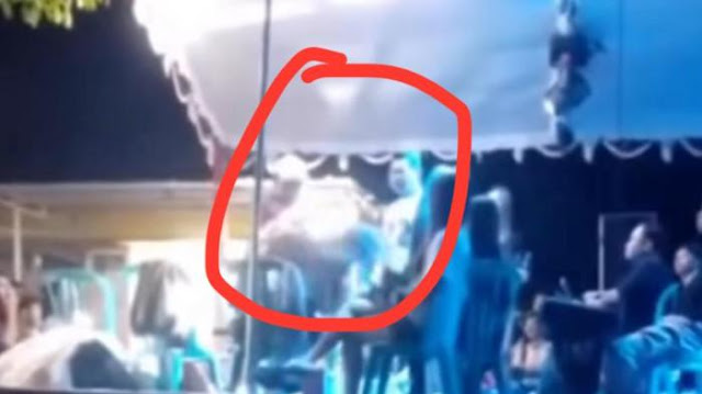 Menolak Dipeluk, Biduan Grobogan Ditampar Penonton Pria, Videonya Viral