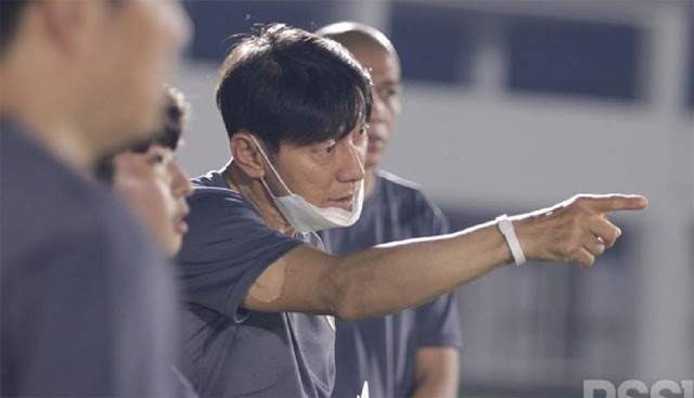 Shin Tae-yong Tolak Tawaran Negara Asia Barat karena Kompensasi Pemecatan PSSI yang Belum Lunas