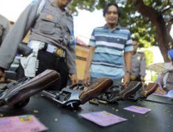 Hilang 10 Pucuk, Empat Oknum Polisi Polda NTT Jual Senjata Api Milik Polri ke Warga Sipil