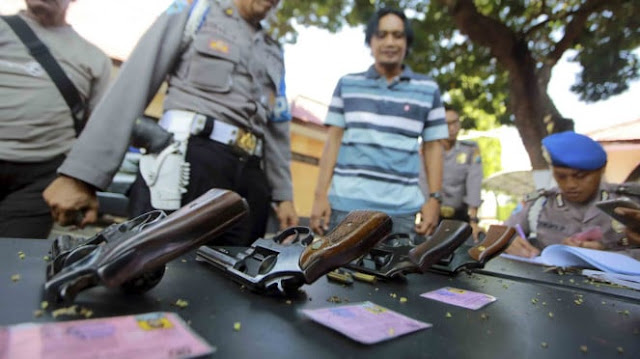Hilang 10 Pucuk, Empat Oknum Polisi Polda NTT Jual Senjata Api Milik Polri ke Warga Sipil