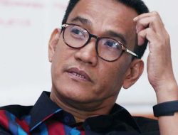 Cuma Omon-omon? Refly Harun Skeptis Prabowo Bisa Lepas dari Pengaruh Jokowi