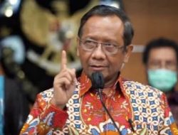 Mahfud MD Ragu Luhut Terlibat Proyek Busuk Whoosh