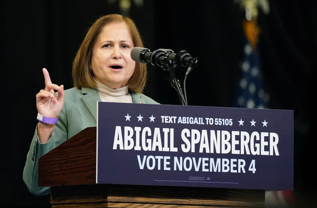 Tak Hanya Zohran Mamdani, Ghazala Hashmi Terpilih Jadi Wagub Muslim Pertama di AS