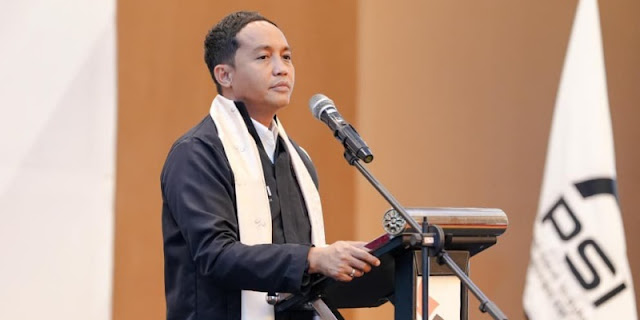 Raja Juli Dorong Transformasi PSI: Dari Jelita ke Partai Jelata