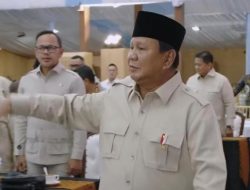 Prabowo Tegaskan Jalan Suci Indonesia: Fokus Kedaulatan & Berantas Kemiskinan