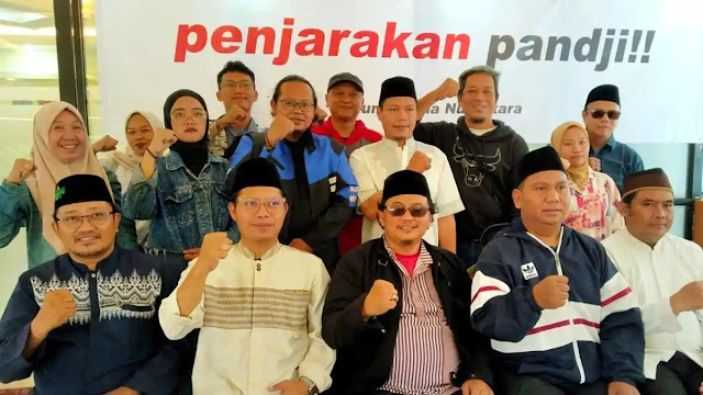 Pandji Pragiwaksono Dilaporkan ke Polisi, Dituding Melecehkan Shalat dalam Stand Up Comedy