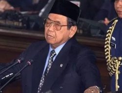 Kisah Gus Dur Diperiksa Polisi vs Kasus Ijazah Jokowi: Oegroseno Beberkan Perbandingan