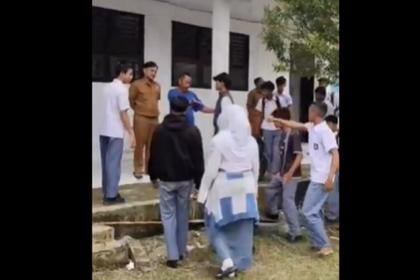 Kasus Pengeroyokan Guru di SMK Jambi: Kronologi Lengkap, Saling Lapor & Mediasi Gagal