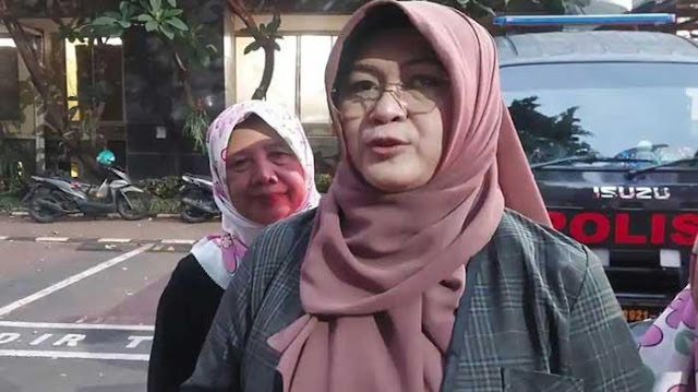 Dokter Tifa Protes Diskriminasi Polda Metro Jaya: 5 Tersangka & Saksi Kasus Ijazah Jokowi Tak Diperiksa