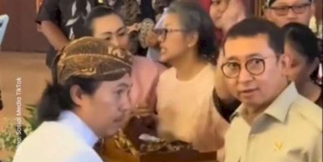 Keraton Solo Ricuh: Fadli Zon Serahkan SK Cagar Budaya, Mikrofon Putri Raja Dimatikan