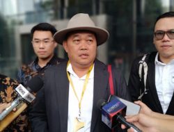 Boyamin Saiman Bongkar Sikap Jokowi Soal UU KPK: Dinilai Cari Muka & Kontradiktif