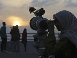 Awal Ramadan 2026 Diprediksi 19 Februari: Daftar Negara & Penjelasan Hilal