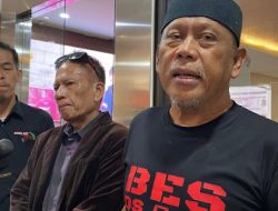 Eggi Sudjana Dukung Habib Rizieq Bekukan TPUA: Alasan & Dampaknya