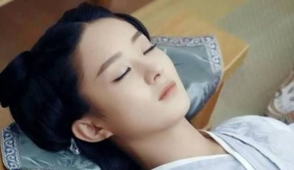 Terbangun Pukul 3 Pagi? Ini Pola Tidur Alami Manusia, Bukan Insomnia